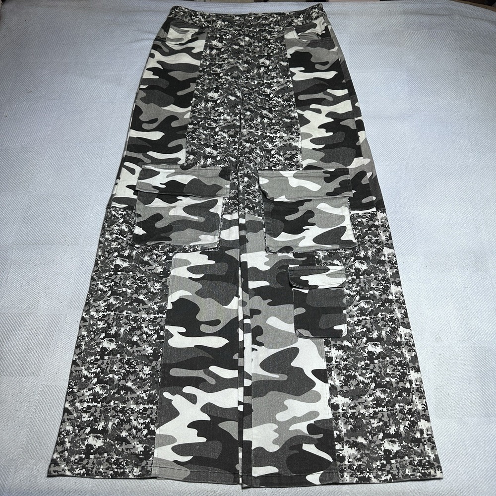 Akira Cargo‎ Pants Womens Multi Camo Baggy Wide Leg High Rise Y2K Streetwear